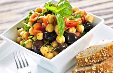 Ρεβυθοσαλάτα από τη Λέσβο!