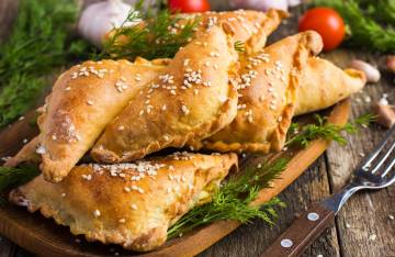 Κρητικά Καλτσούνια